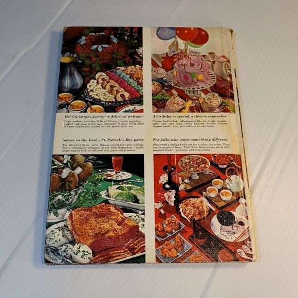Better Homes Gardens Holiday Cook Book Vintage - Picture 14 of 15